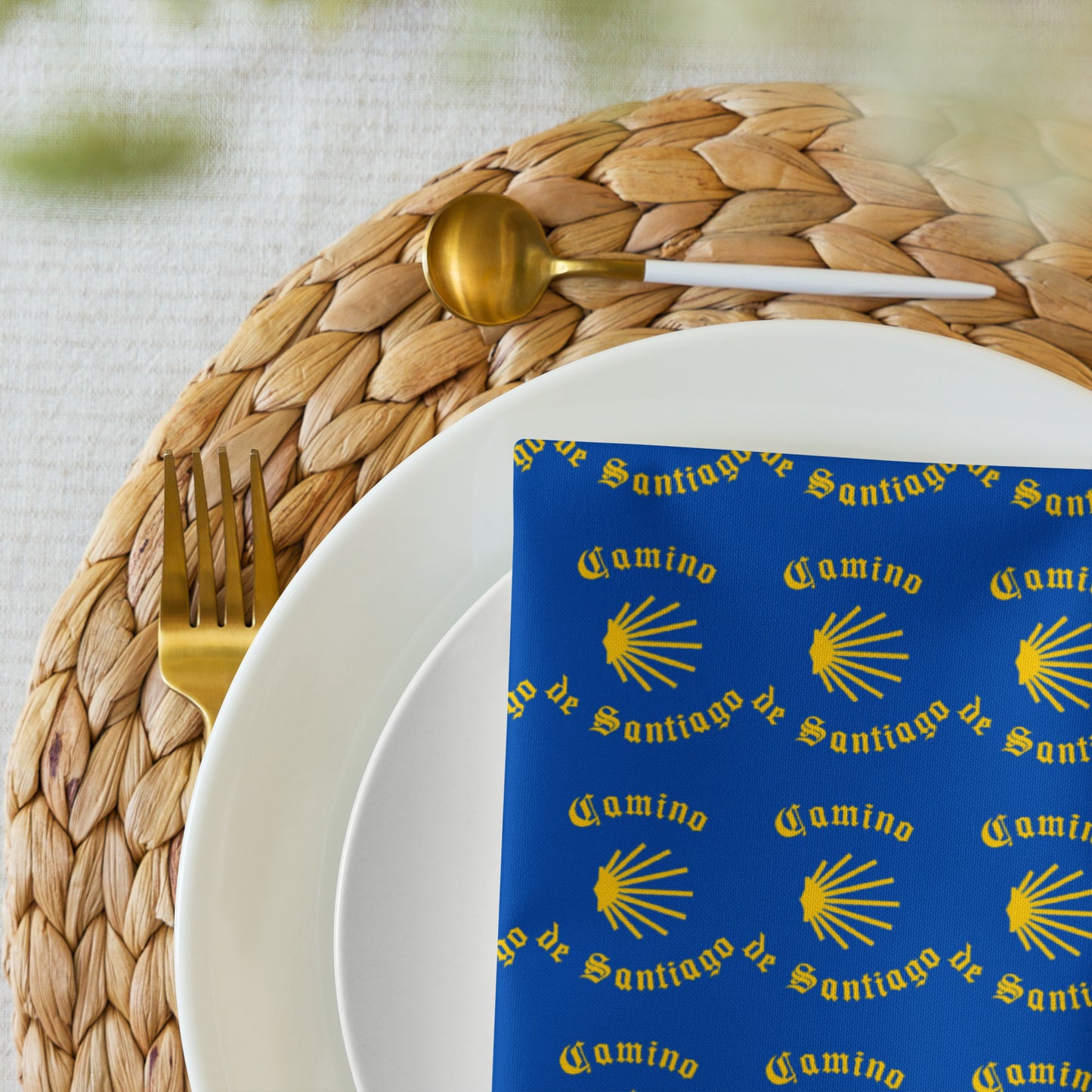 Camino de Santiago Cloth Napkin Set, Gift for Peregrino, Yellow Seashell on Blue